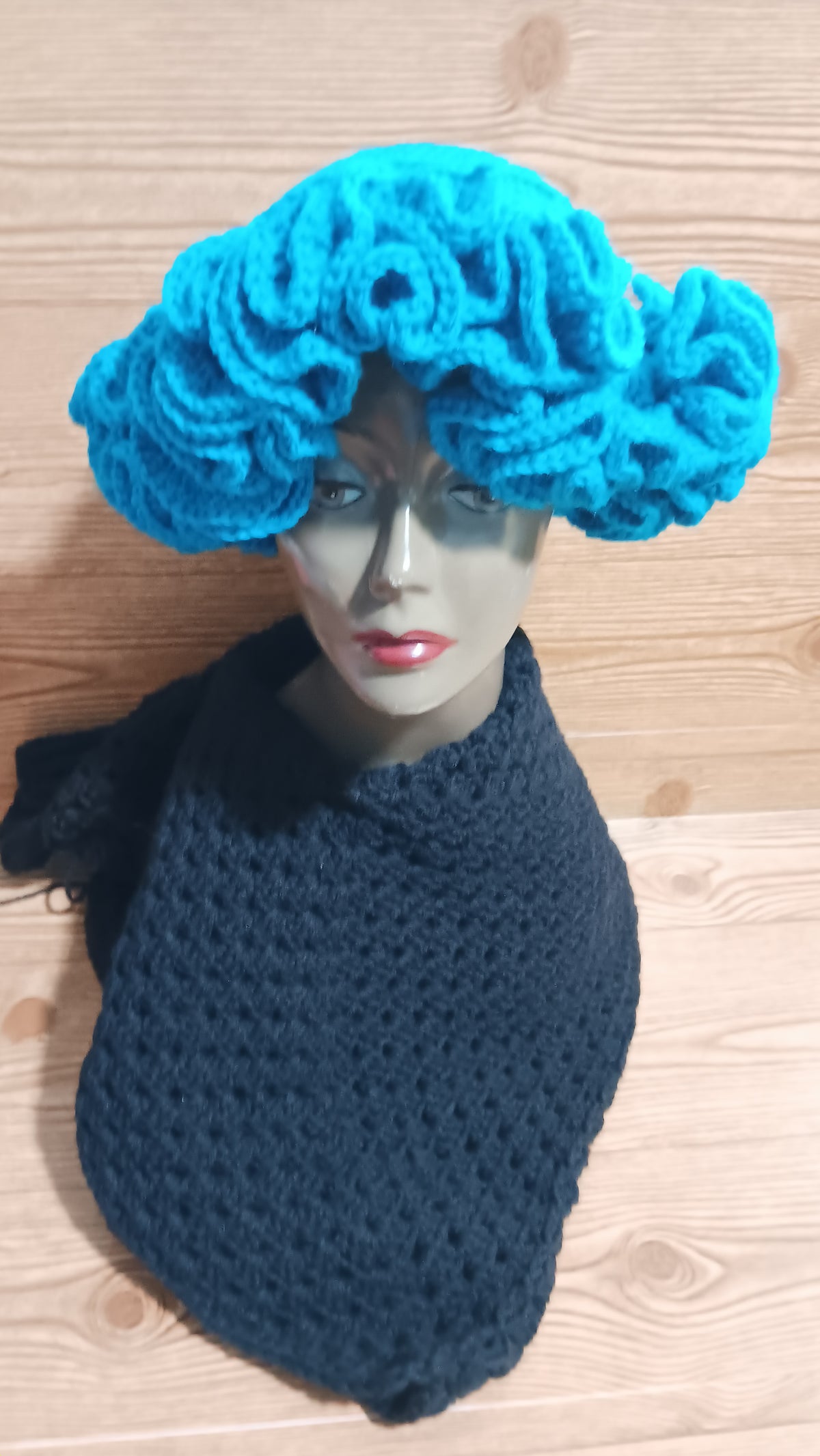 Ruffle Hat