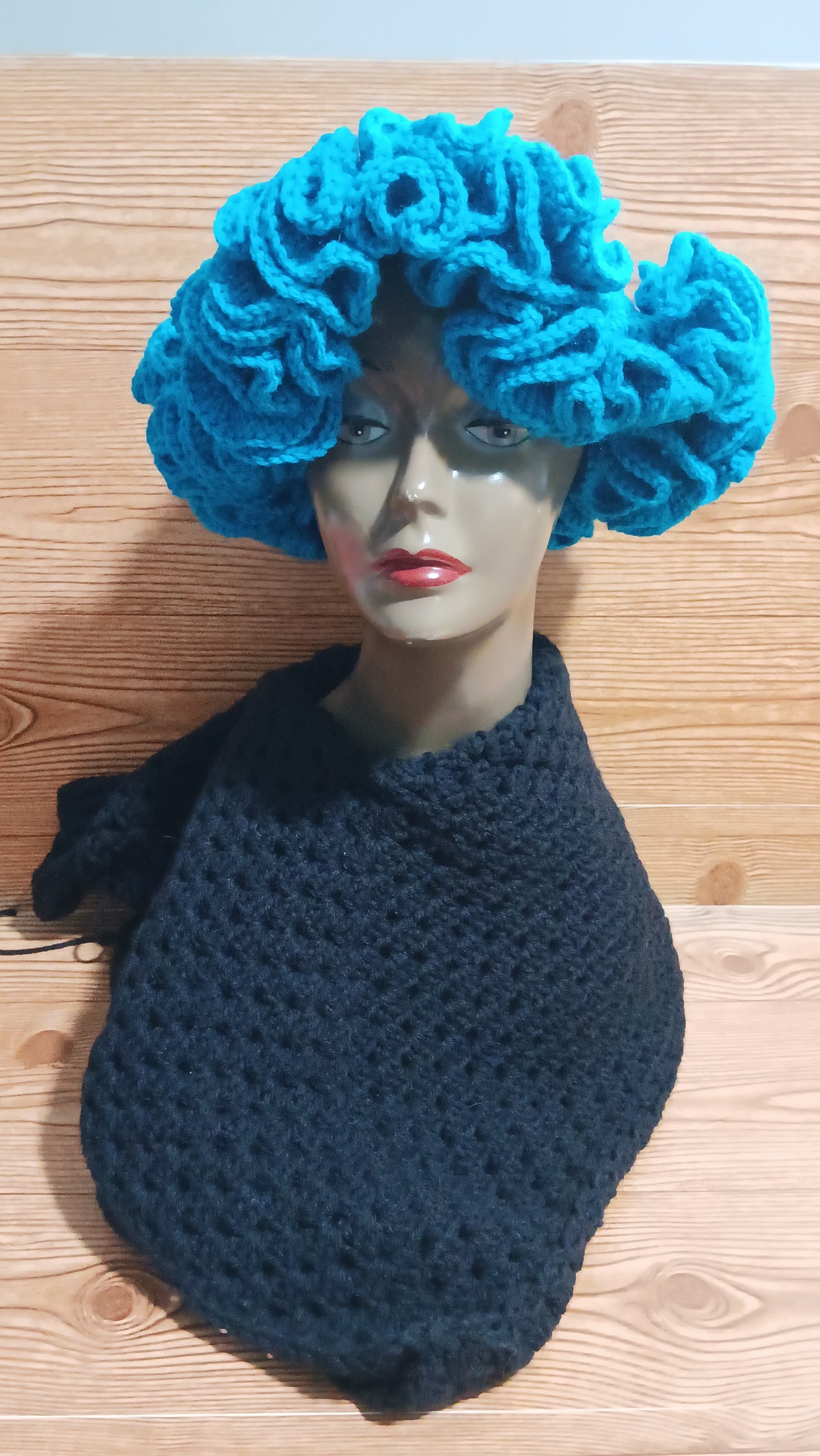 Ruffle Hat